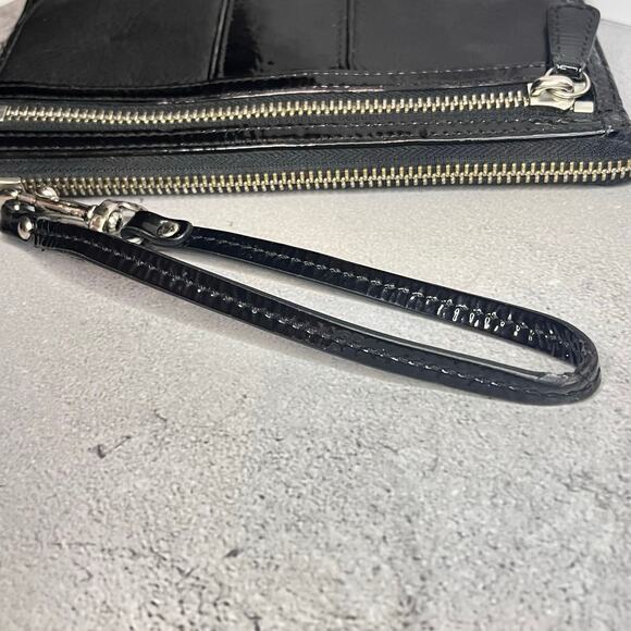 Coach Black Leather & Patent Leather Wristlet Wallet - Picture 6 of 13